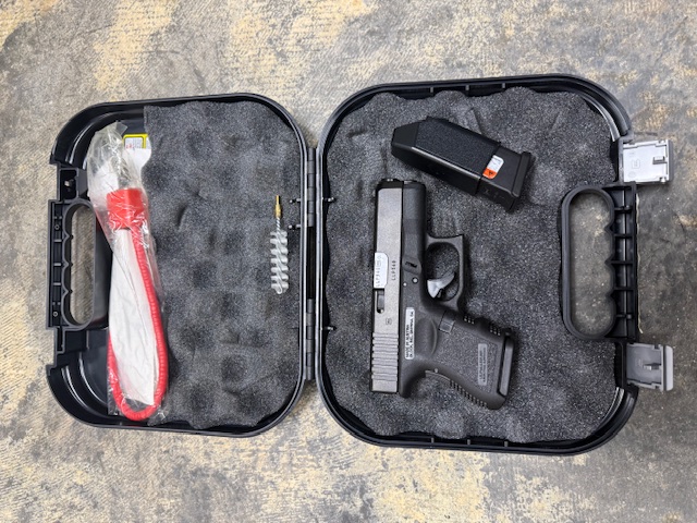 GLOCK 27 GEN3 40S&W USED/VG CONDITION (image for) GLOCK 27 GEN3 40S&W USED/VG CONDITION